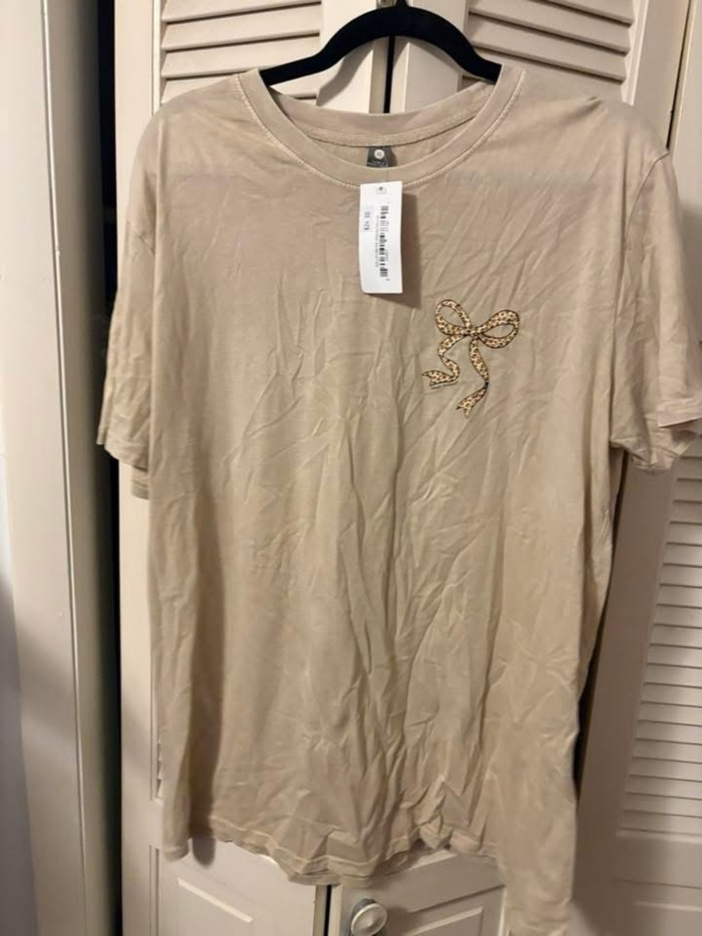 Simply Southern Beige Tee with Gold Bow Accent